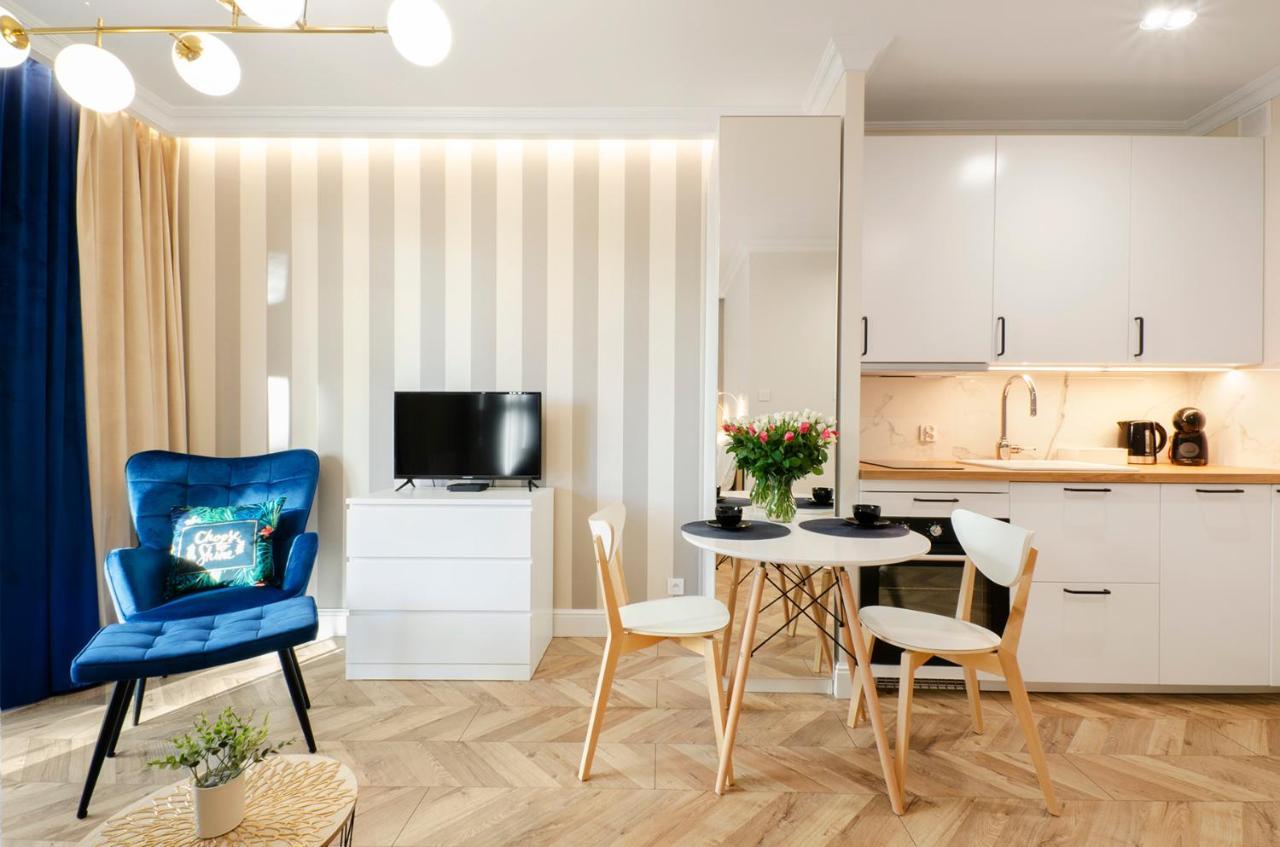 Sky Home- Blue Apartament -Manufaktura, Bezplatny Parking, Klima, Dostep Na Kod Łódź Exterior foto